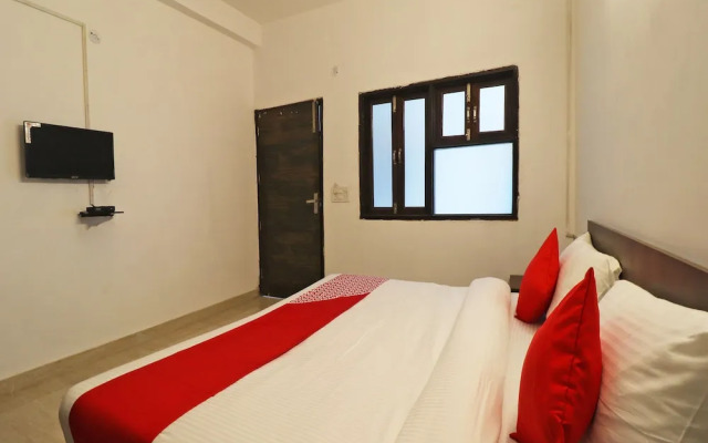 OYO Flagship 39677 Haiderpur Road