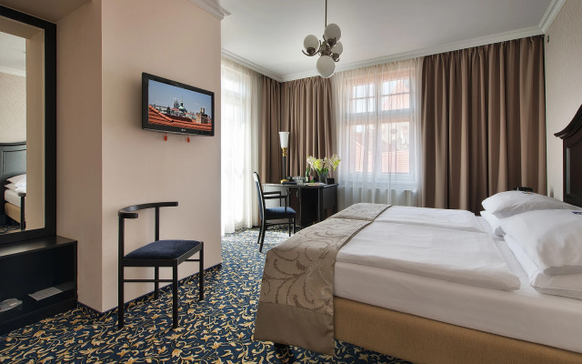 EA Hotel Royal Esprit