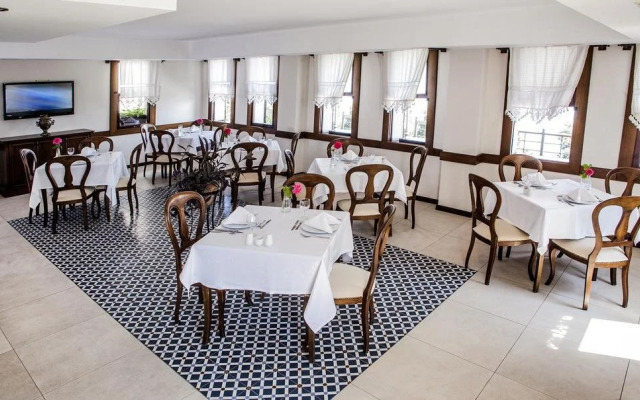 İkizevler Hotel