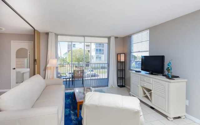 Bonita Beach 5500 - 5205