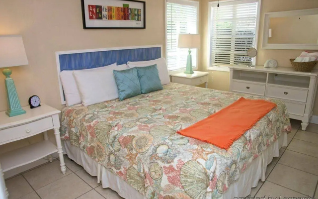 Haley's at The Anna Maria Island Inn