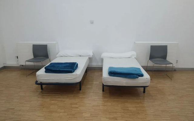 Albergue de Peregrinos San Cipriano - Hostel