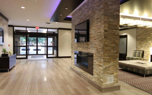 Quattro Hotel & Conf. Centre, an Ascend Collection Hotel