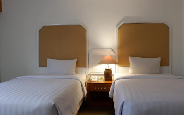 Arnava Hotel Senen