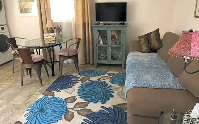 All Seasons Inn
