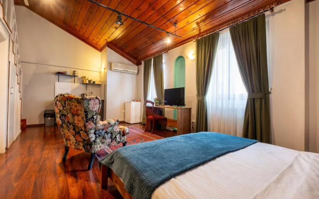 Nevalist Hotel