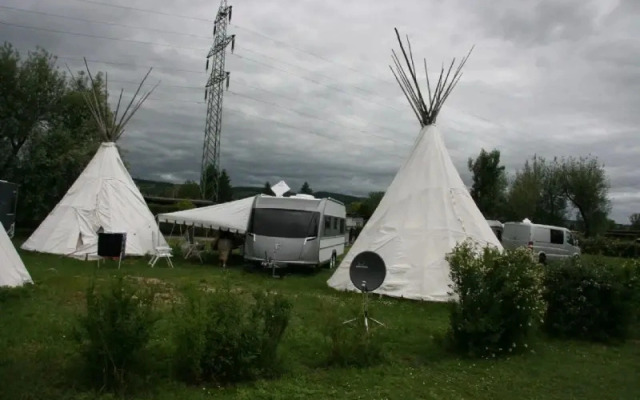 Storchencamp Rust - Jugendherberge Huette