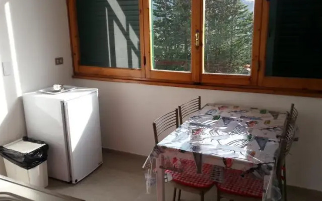 Appartamento Sezzate 40