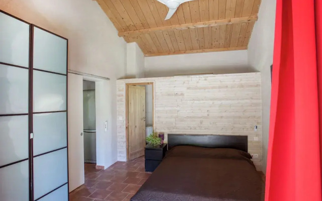 Charming Villa in Poggio-Mezzana Near Beach