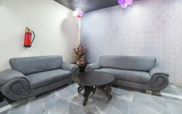 Days Inn Guest House by OYO Rooms