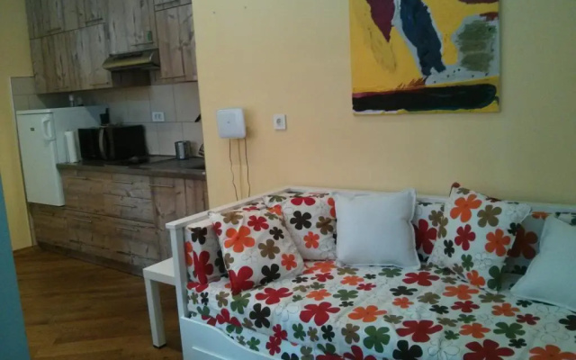Abi Apartment