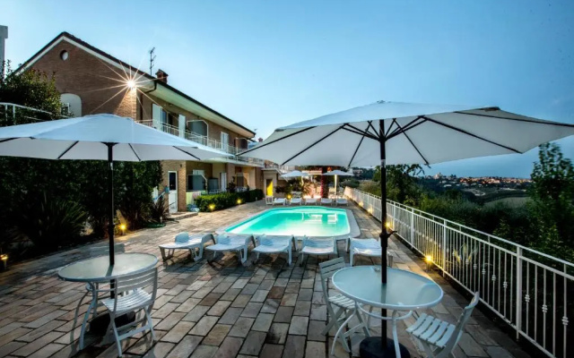 Holiday Residence Belohorizonte