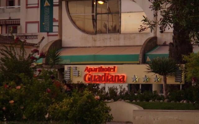 Отель Aparthotel Guadiana вид на фасад