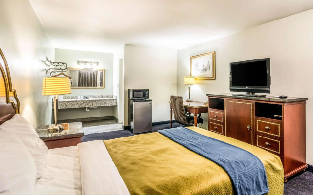 Rodeway Inn Portage