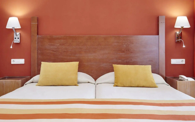 Universal Grand León & Spa