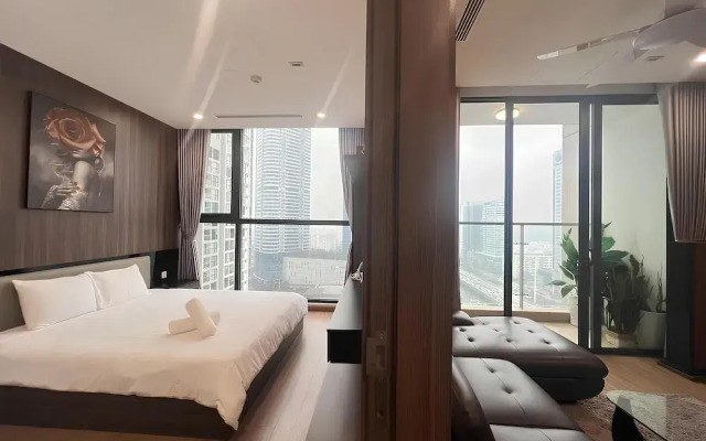 HKG-Vinhomes Sky Lake - Luxury Apartment