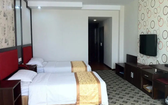 Qingdao High School Xianglan Hotel