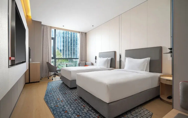 Holiday Inn Express Shenzhen Sports Center by IHG