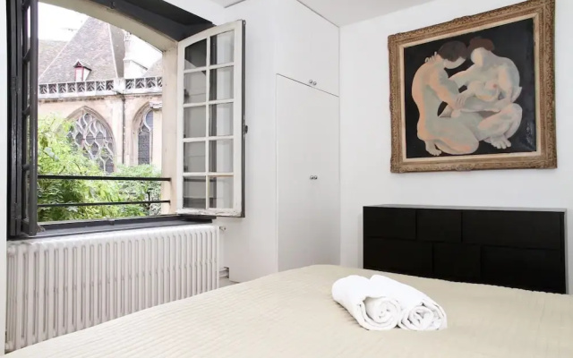 Le Marais - hôtel de Ville Apartment
