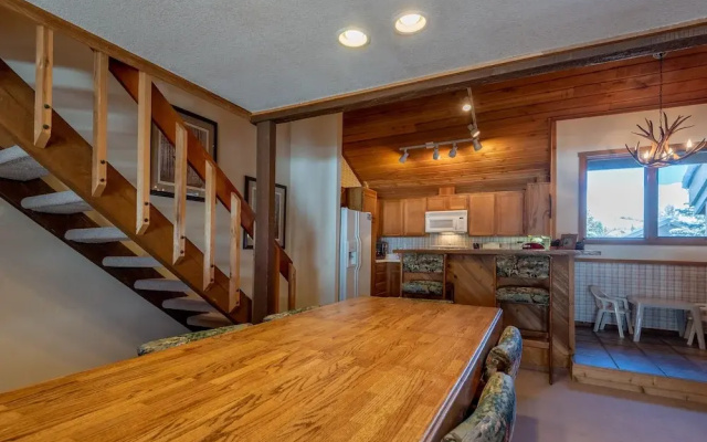 Sunburst Condominiums 2749 by RedAwning
