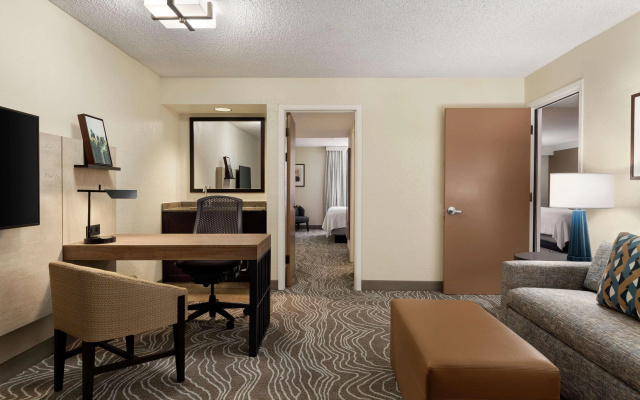 Embassy Suites by Hilton Phoenix Tempe
