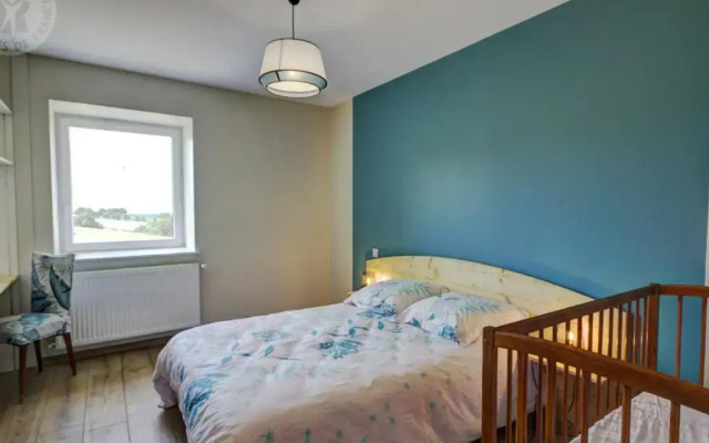 Gite Panissières, 3 pièces, 8 personnes - FR-1-496-215