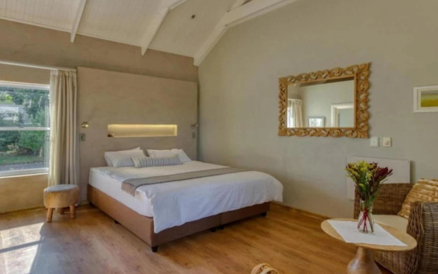 Explorer Guest House