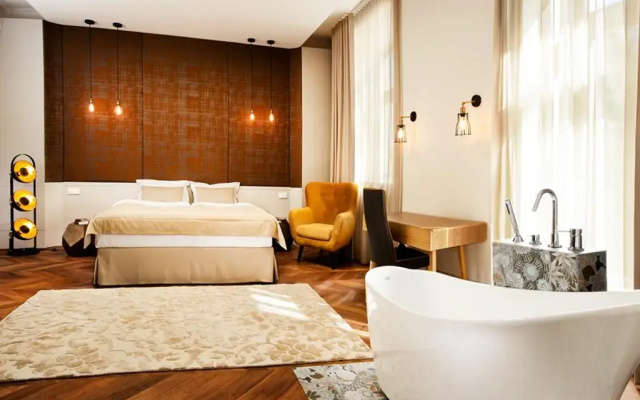 Hotel Nihil Novi
