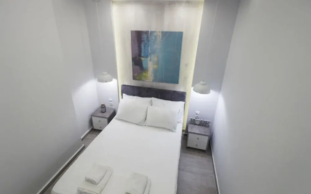 FLOW - White Tower Two Bedroom Suite