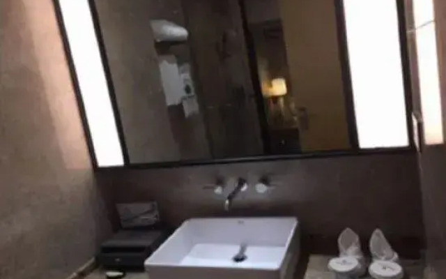 Jinyue Shanglv Boutique Hotel (Chongqing Times Paradise Walk)