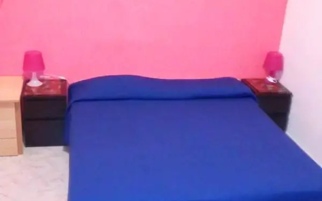 Bed in Art - Termini - Coliseum Apartments for Rent in Rome