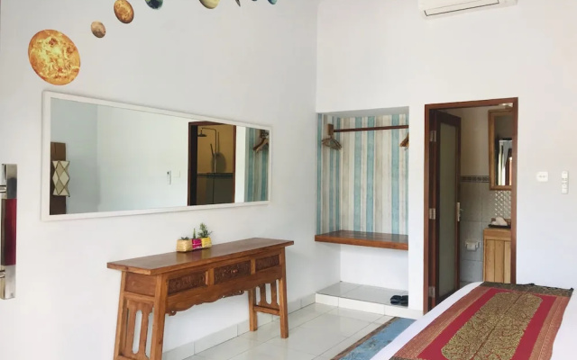 Villa Pintu Biru