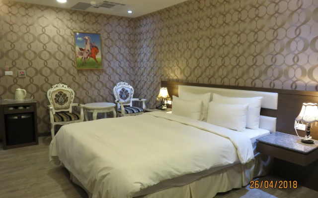 Maohua Motel