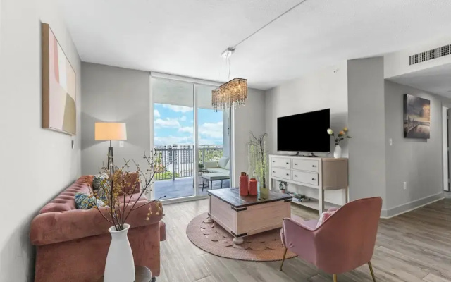 2Br2Ba Next To Jackson Memorial Hospital
