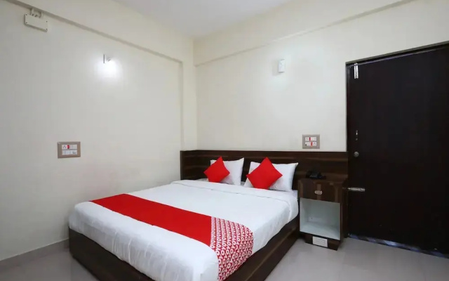 Nanjunda Palace By OYO Rooms