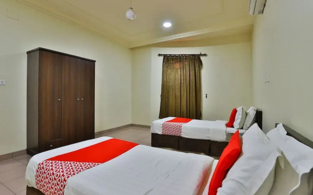 OYO 410 Diamy Apartments