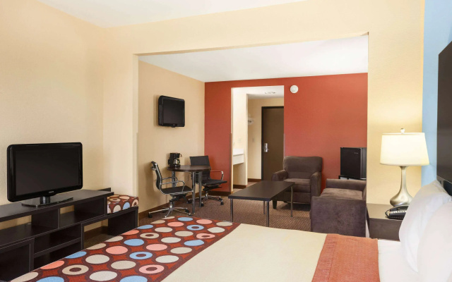 Super 8 by Wyndham Pennsville/Wilmington