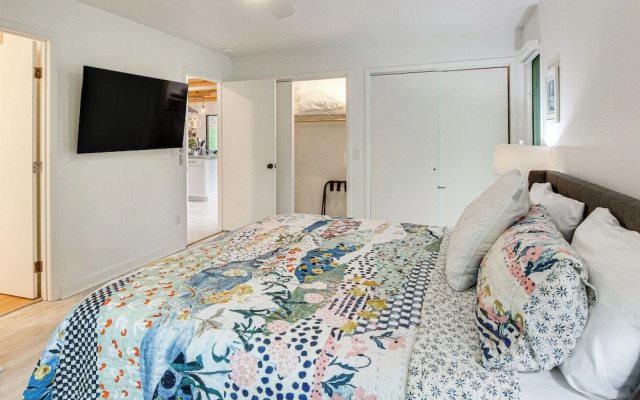 Hendersonville Vacation Rental w/ Private Hot Tub!