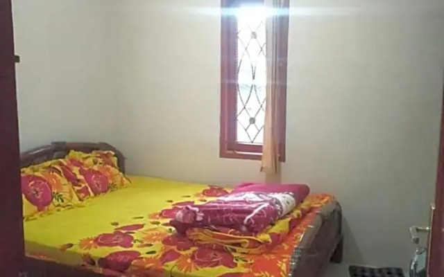Kurnia Pandawa Homestay Syariah by Luxury Degree
