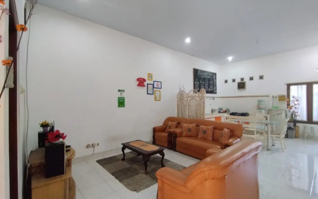 Homestay Jogja dekat Taman Pelangi by Simply Homy