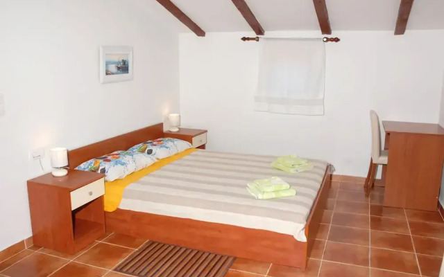 Charming Pool Home Near Pula