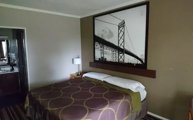 Burton Inn & Suites