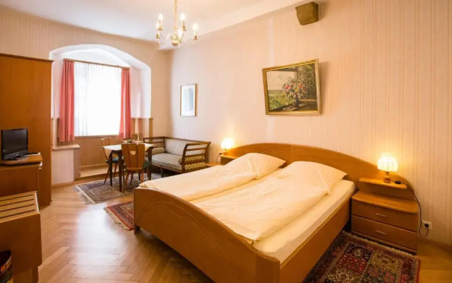 Hotel-Gasthof Goldener Greifen