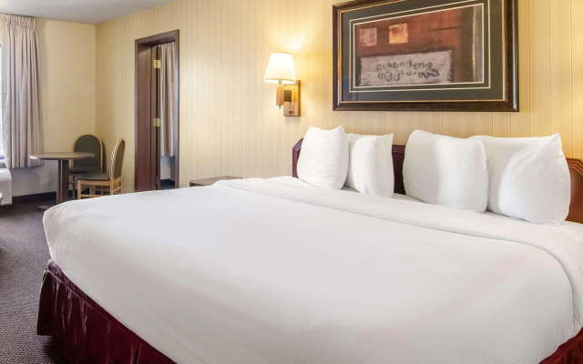 Americas Best Value Inn & Suites Ft. Collins E at I-25