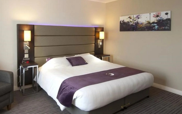 Premier Inn Macclesfield North