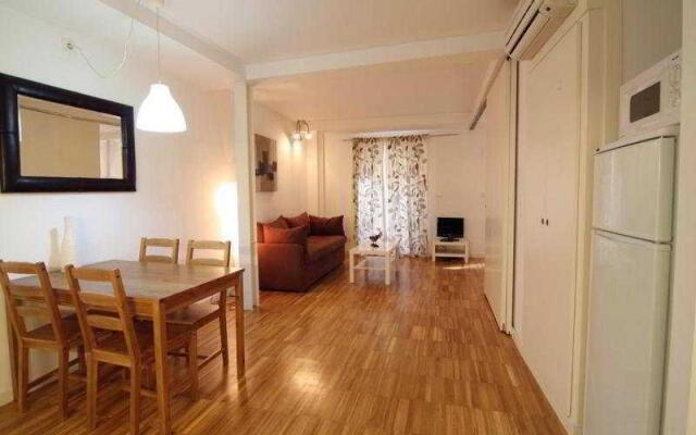 Отель Borne Building Apartamentos Испания, Барселона - отзывы, цены и фото номеров - забронировать отель Borne Building Apartamentos онлайн комната для гостей