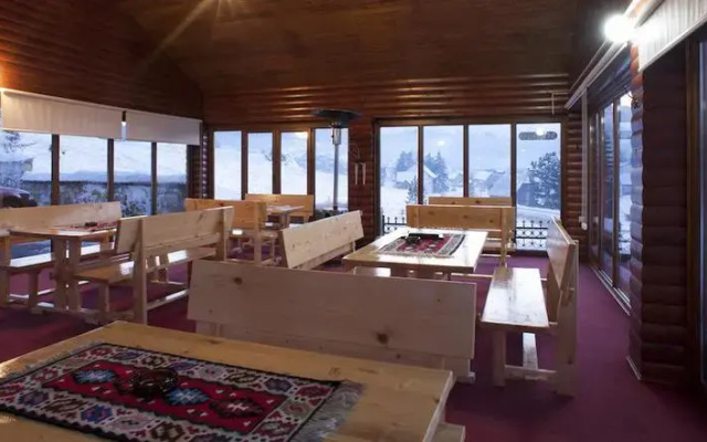 SKi Hotel