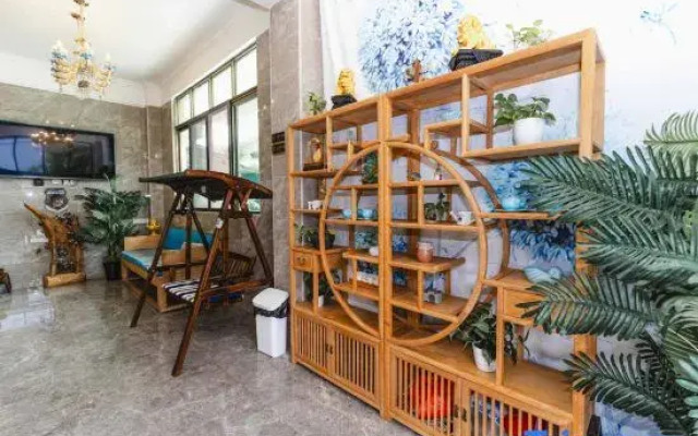 Dolphin Boutique Inn