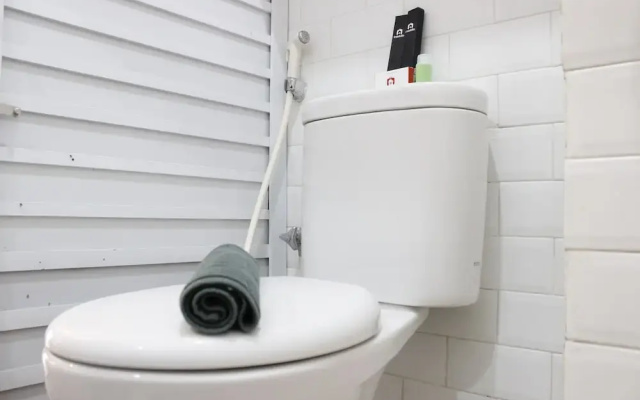 Classic and Comfy 2BR @ Gateway Pasteur Apartment
