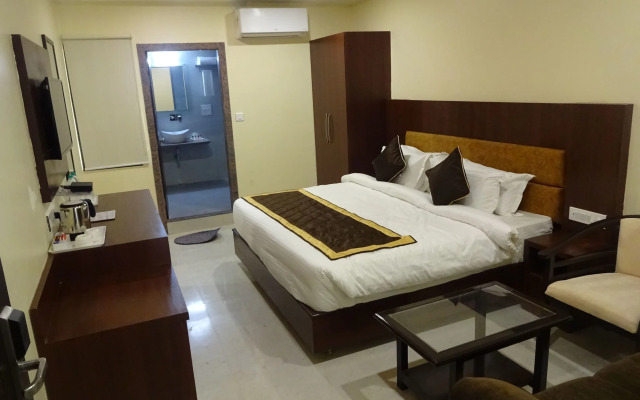 Hotel Shivoy Grand